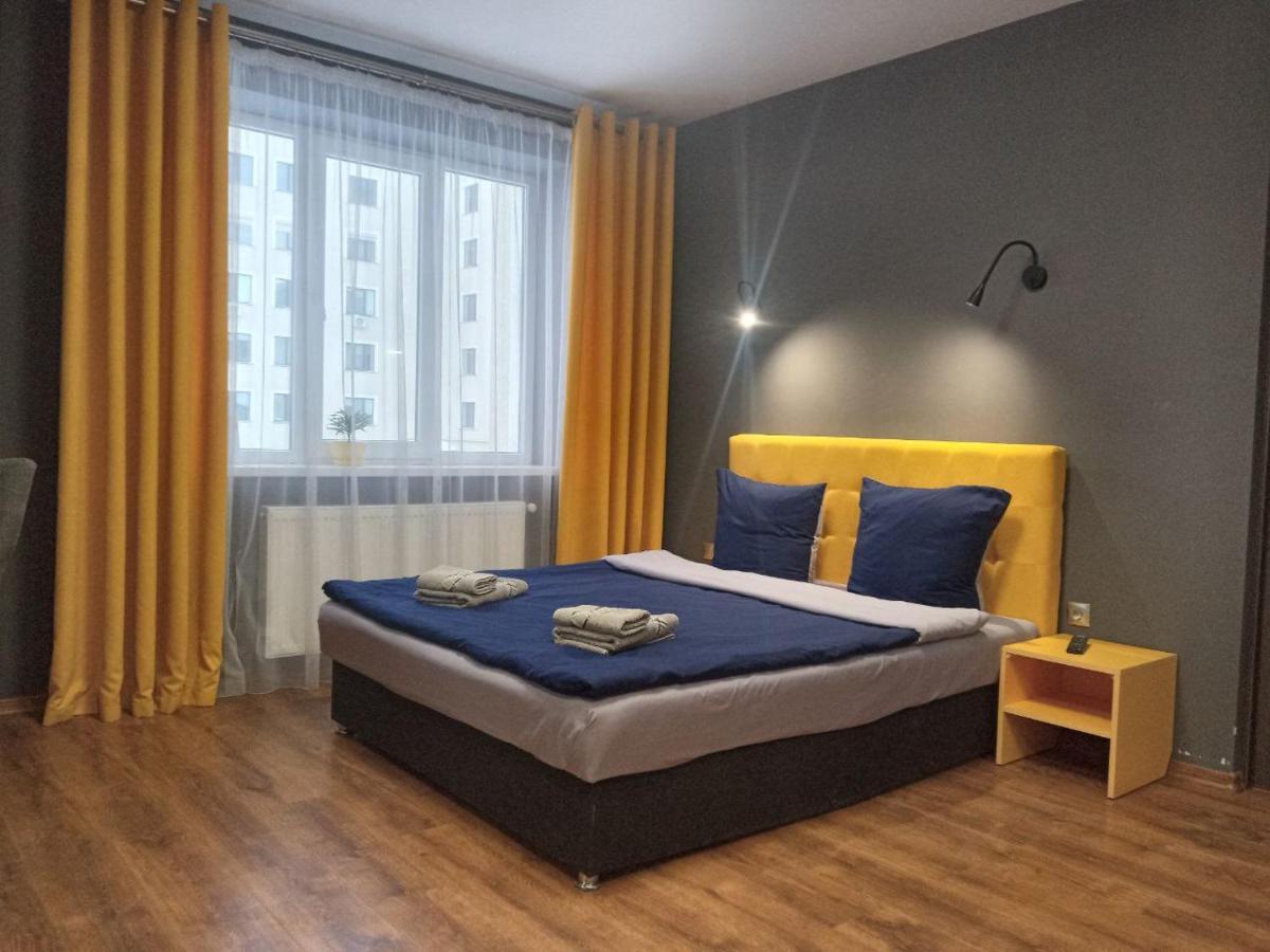 Нова Квартира В Центрі Міста Uzhhorod Exterior photo